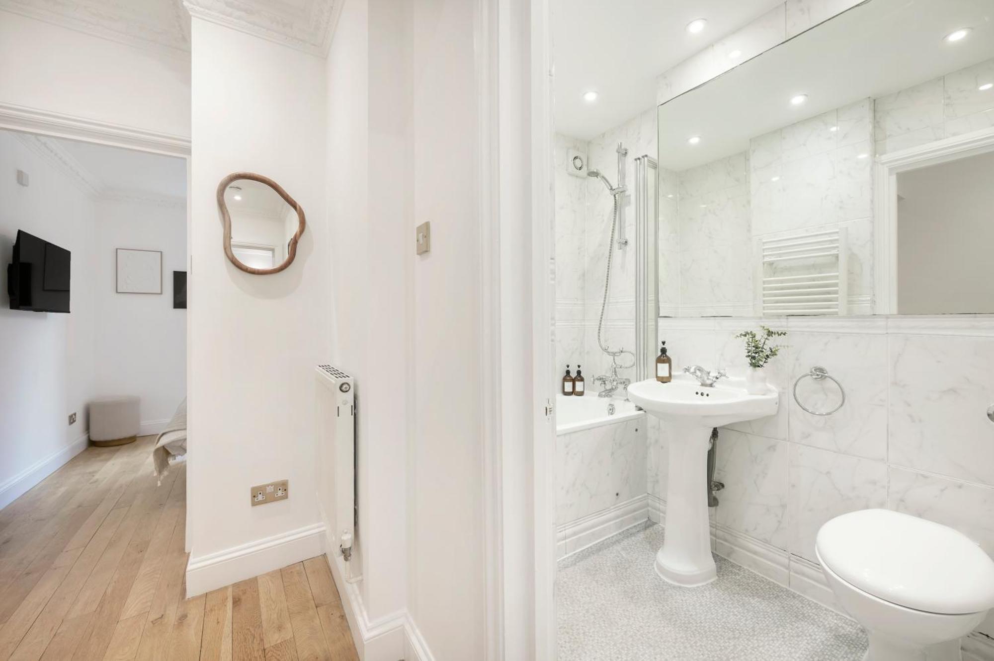 Wow! 2 Bedr/3 Beds Covent Garden/ Best Location! London Exterior foto